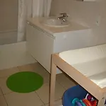 弗劳瑞斯度假屋 度假居 *