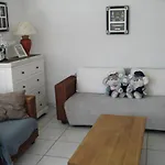 度假居 弗劳瑞斯度假屋 *